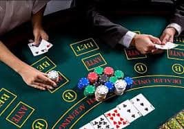 valohoki slot app interface showing slot games and live dealer tables